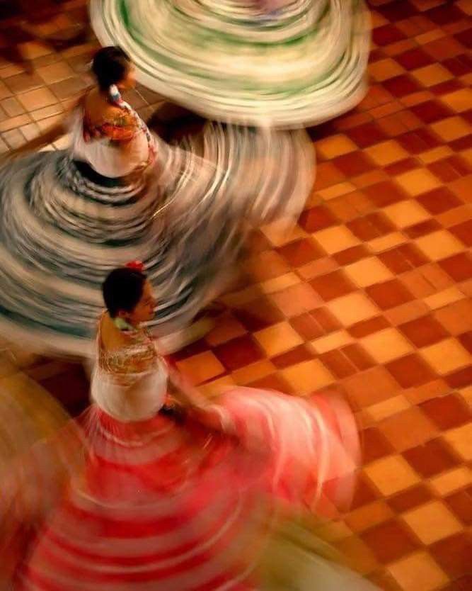 Feria de Sevilla: Herencia, arte y celebración