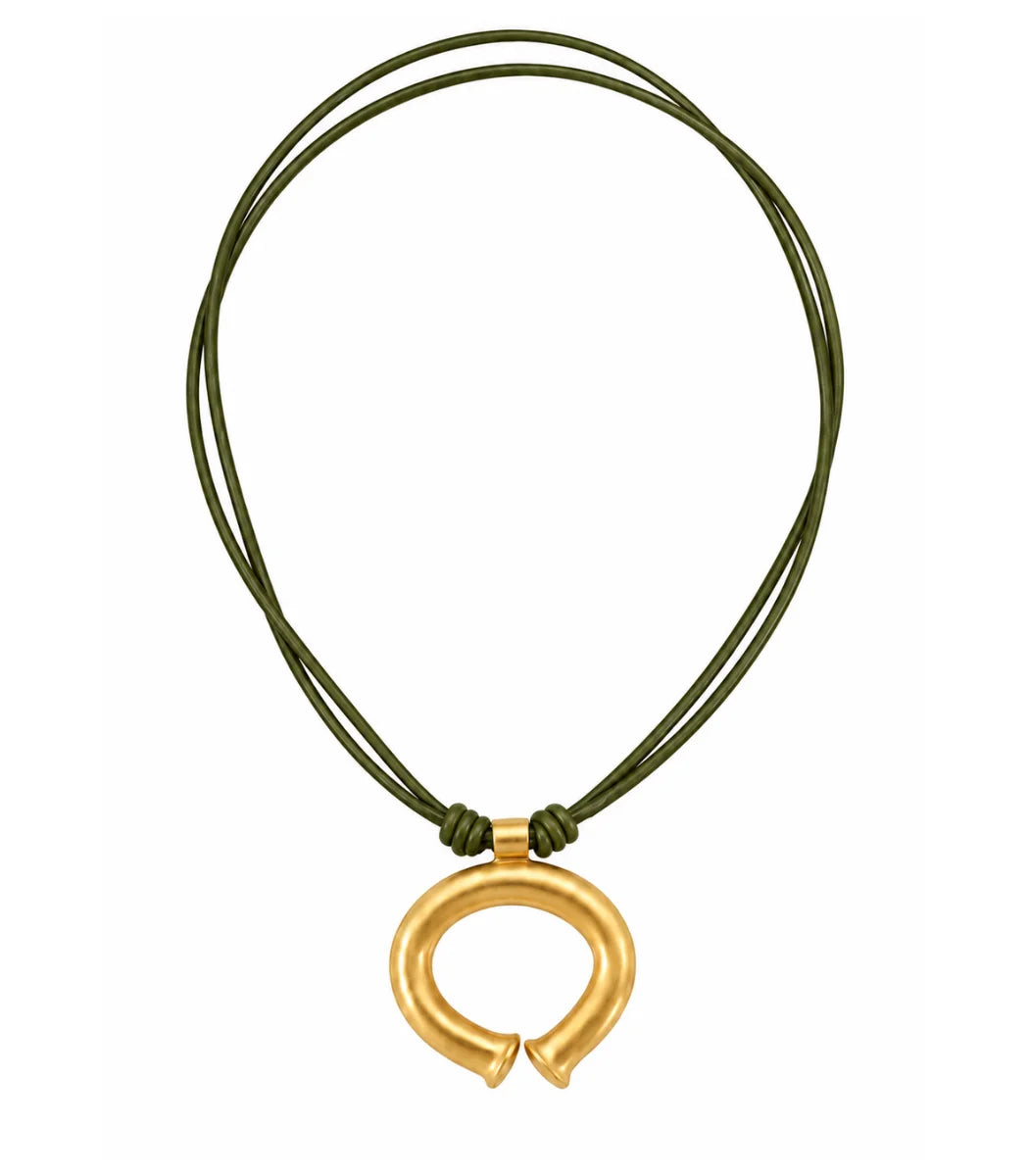 Collar Mochica en Cuero