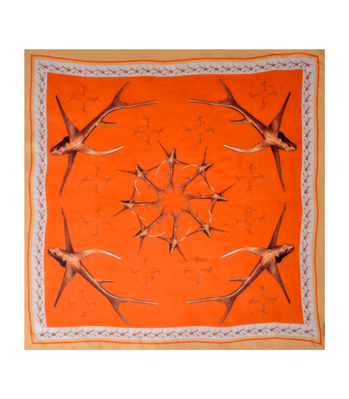 Pañoleta Soaring Swallows